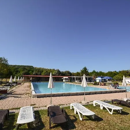 Camping Garden River - Campings.com Campingplatz Pedaso